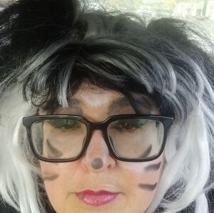 Meet your Posher, Renee